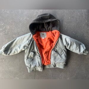 Zara puffer bomber jacket with a hood and pockets
